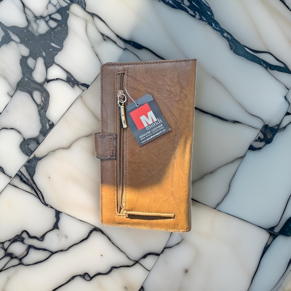 Mundi Geninue Leather Checkbook Cover - Picture 1 of 5